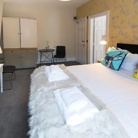 Harrogate Central Suites ハロゲート