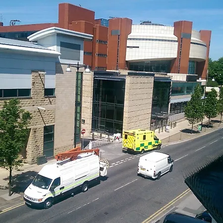Harrogate Central Suites *